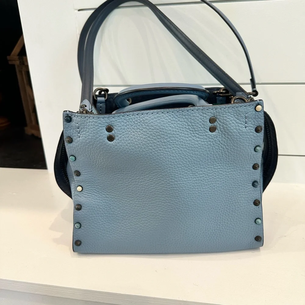 Coach 1941 Rogue 25 Slate Blue with Rivets Like New Bag with dustbag all extras - Picture 3 of 15